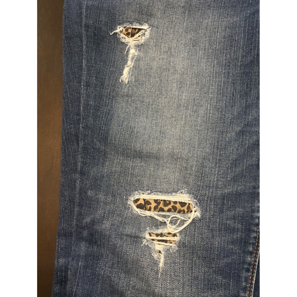 White House Black Market Girlfriend Jeans Distressed Leopard Print Patch Size 14 - Picture 5 of 9